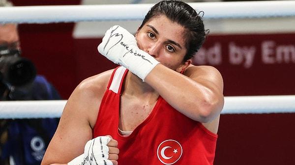 Tokyo'da yapılan 2020 Olimpiyatları'nda boksta Türkiye tarihindeki ilk altın madalyayı kazandıran Busenaz Sürmeneli, hepimizi gururlandırdı.