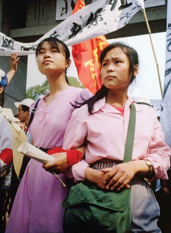 29. Tiananmen Meydanı protestolarından beklenmedik bir görüntü.