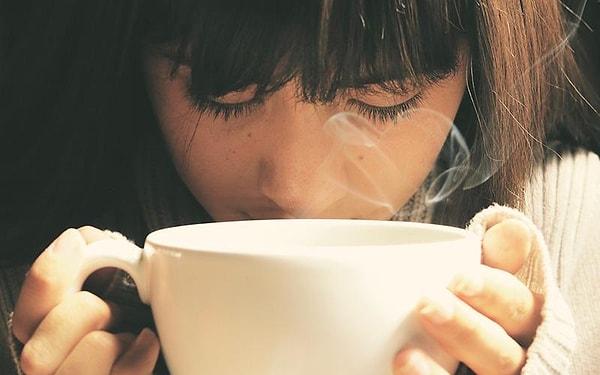 13. Sadece kahvenin kokusu bile sabahları uyanmanıza yardımcı olabilir.