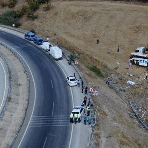 Balıkesir'deki Otobüs Kazasında Dikkat Çeken Detay! Ağır Yara Almayan Tek Yolcunun Emniyet Kemeri Takılıymış - Vimarsana News