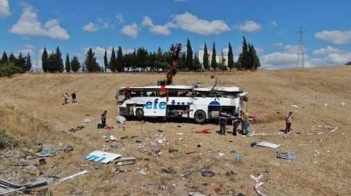 Balıkesir'deki Otobüs Kazasında Dikkat Çeken Detay! Ağır Yara Almayan Tek Yolcunun Emniyet Kemeri Takılıymış