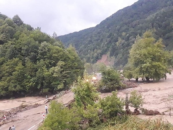 Sel bölgelerine DSİ, AFAD ve jandarma sevk edildi