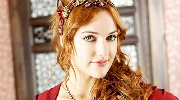 ‘Hürrem Sultan’ Olarak Gönüllere Taht Kuran Meryem Uzerli’den Güzellik İtirafı!