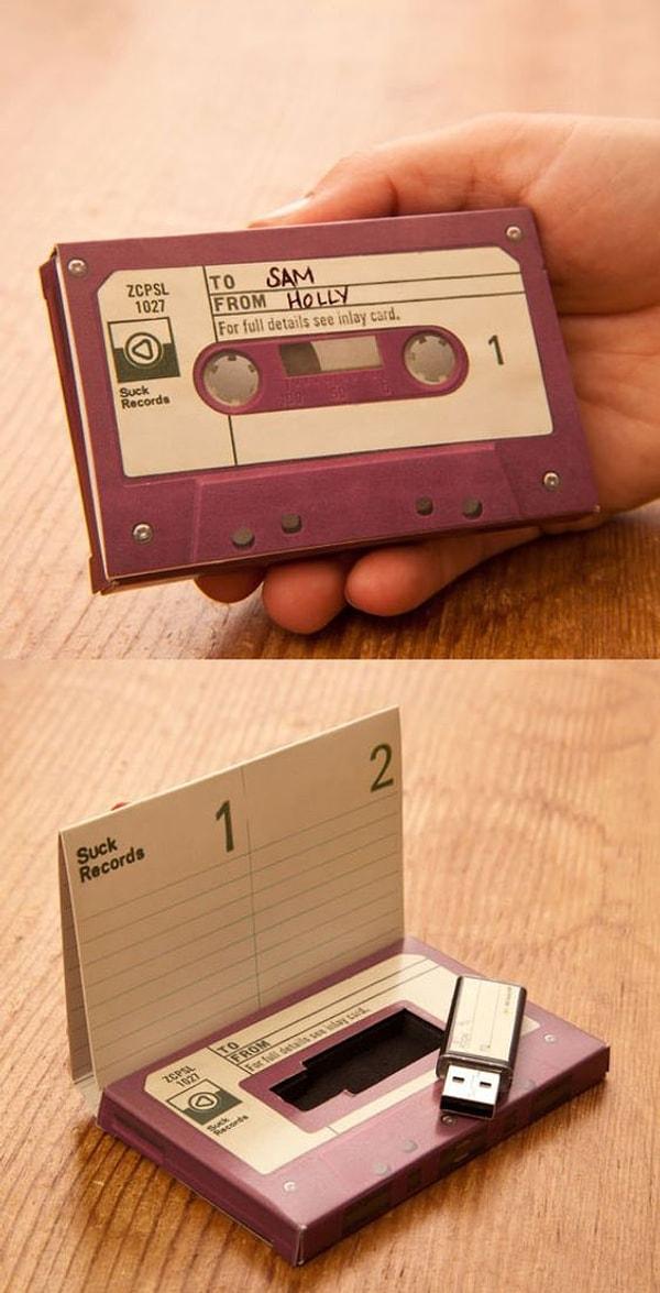3. Nostaljik ürünlere bayılırım diyorsanız kaset şeklindeki kutusuyla bu usb bellek tam size göre!