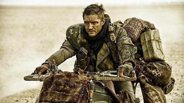 8. Mad Max setinde çok mutsuzdu.