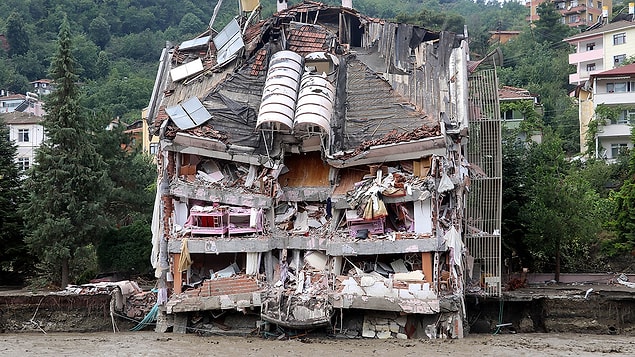 Kastamonu, Sinop ve Samsun için kuvvetli yağış uyarısı yapıldı.