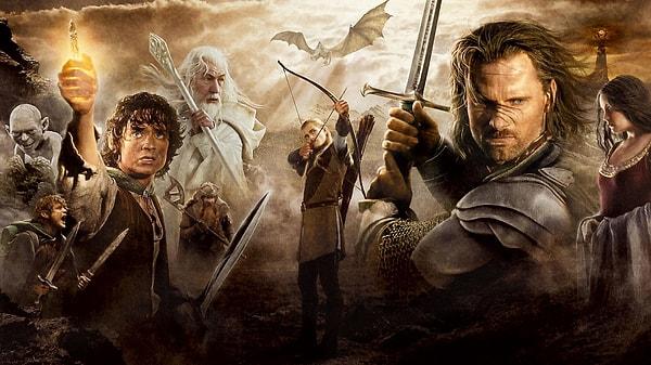 3. The Lord of the Rings Serisi (2001 - 2003) - IMDb: 8.8