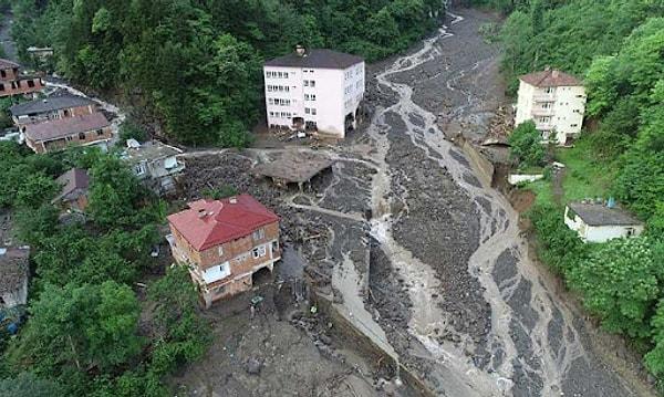 1996 yılında Trabzon'un Of ilçesinde şiddetli yağış nedeniyle büyük bir sel felaketi yaşandı.