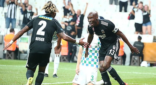 Beşiktaş'a galibiyeti getiren goller; 9. dakikada Kevin N'Koudou, 52. dakikada Atiba Hutchinson ve 90+3. dakikada Cyle Larin'den geldi.