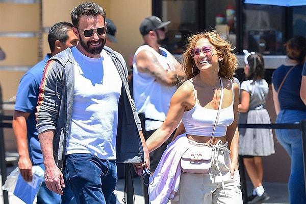 1. 2021 yazının en sürpriz yaz aşkı Jennifer Lopez-Ben Affleck ilişkisiydi.