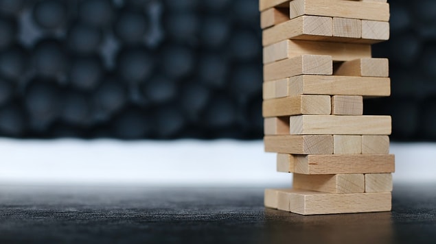 24. "Bütün bir Jenga parçasını yutmuştum."