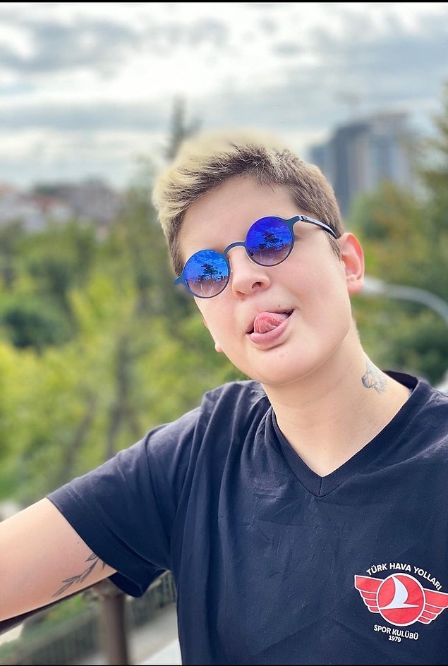 🌈 Herkesin sevdiğine kimse karışamaz. Seni seviyoruz Ebrar Karakurt. ❤️