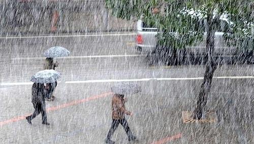 Meteoroloji'den Yeni Hava Durumu Uyarısı! Doğu Karadeniz'e Kuvvetli ve Çok Kuvvetli Yağışlar Geliyor