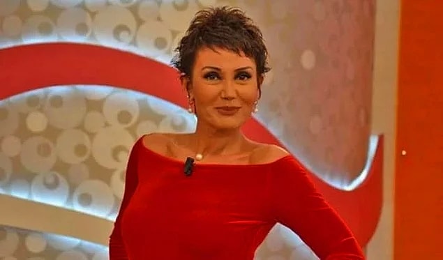 Yılların televizyoncusu Serap Paköz’ü aranızda tanımayan yoktur.