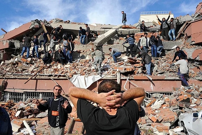 17 Ağustos Depremi Saat Kaçta Olmuştu? 17 Ağustos Depremi'nde Kaç Kişi Hayatını Kaybetti?