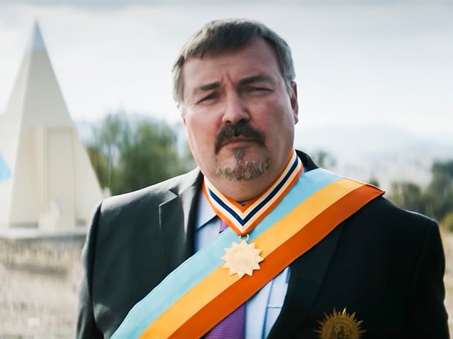 Sizleri George Cuickshank ile tanıştıralım. Avusturalya doğumlu adam şu an kendi kurduğu ülkesi olan Atlantium İmparatorluğu'nun lideri!