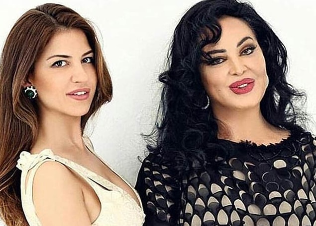 8. Yeşilçam'ın efsane oyuncusu Türkan Şoray'ın güzelliği kızı Yağmur Ünal'a da geçmiş belli ki.