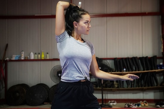 Alp Arslan Dizi Ne Zaman Başlayacak? Fahriye Evcen ve Barış Arduç Alp Arslan’a Hazırlanıyor