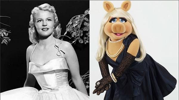 4. The Muppet Show’un göz bebeği Miss Piggy, ABD’nin en ünlü şarkıcılarından biri olan Peggy Lee'den ilham alınarak yaratıldı.