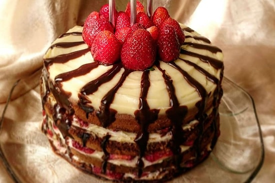 En Güzel ve En Anlamlı Doğum Günü Mesajları 2021... İşte Sevdiklerinizi Yanında Hissettirecek Sıcacık Sözler..