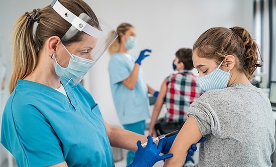 12 Yaş Aşı Olacak mı? Çocuklar Aşı Olacak mı? 12 Yaş ve Üzeri Aşı Var mı?