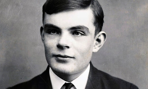 Alan Turing ve çığır açan Turing makinesi