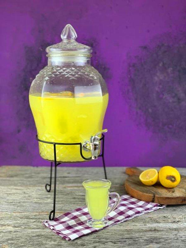 8. Ev yapımı limonata