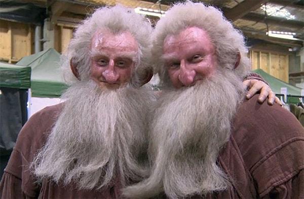 5. 'The Hobbit' filminin setinden Balin karakterini canlandıran Ken Stott ve dublörü Peter Dillon: