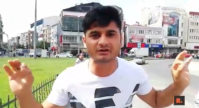 Sosyal medya üzerinden iletişim kuran Afgan gençler, "Afganistan'a, ülkemize gidiyoruz" çağrısı yaptı. "Bize gidin dediniz. Gidiyoruz... Ne olur bizi gönderin. Ülkemize gitmek istiyoruz" diyen Afgan gençleri polis gözaltına aldı.
