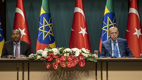 Ahmet Hakan: 'Atatürk'ün İsmini Söylemeyen Tercümana Bir Daha Görev Verilmeyecekmiş'