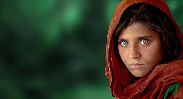 Ünlü Afgan Kızı fotoğrafını herhalde bilmeyen yoktur...