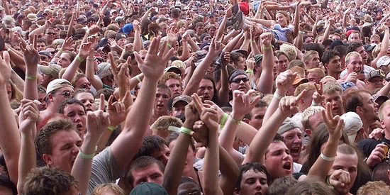 'Müziğin Öldüğü Gün': Woodstock 1999 Festivali'nde Yaşanan Birbirinden Tatsız Olaylar