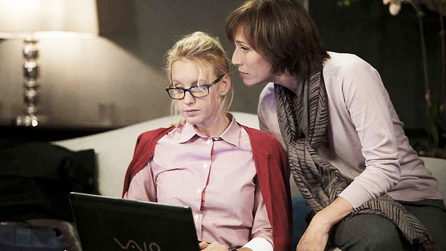 51. Love Crime (2010)