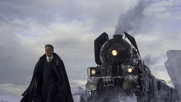 2. Murder on the Orient Express (2017)