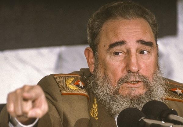 18. Fidel Castro'yu öldürmek için 600'den fazla komplo kuruldu.