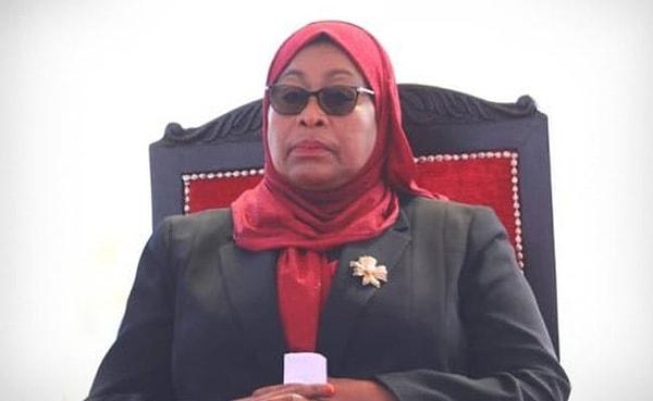 Tanzanya cumhurbaşkanı Samia Suluhu Hassan, ülkenin kadın futbolcuları hakkında yaptığı açıklamalar yüzünden ülke genelinde kınandı.
