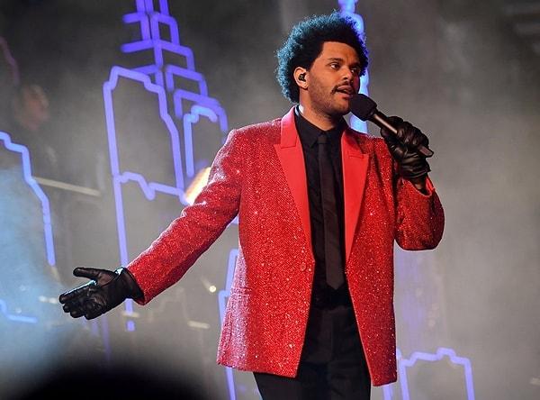 The Weeknd, kendine krallara layık bir malikâne satın aldı. 31 yaşındaki  şarkıcı yeni bir Bel Air konağına 70 milyon dolar verdi.