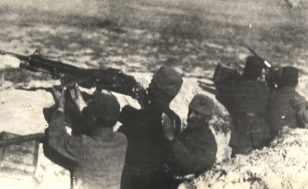 Yunan ordusu mağlup ve çekilmeye mecbur oldu. 13 Eylül 1921 günü Sakarya nehrinin doğusunda düşman ordusundan eser kalmadı. Bu suretle 23 Ağustos gününden 13 Eylül gününe kadar...