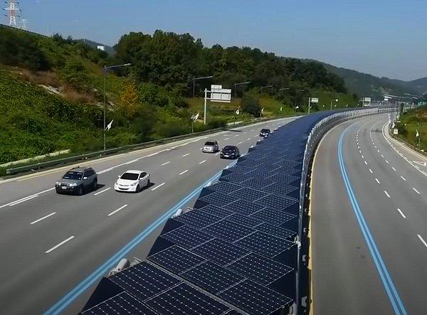 12. Daejeon ve Sejong yolları arasında 32 kilometrelik güneş panelinden oluşan bir bisiklet yolu var.
