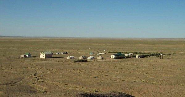 4. Gobi Çölü (1,3 milyon km²)