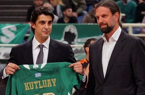 İbrahim Kutluay’ın Yunanistan'ın Panathinaikos takımına transfer olduğu bu dönemde Kutluay eski takımı Efes Pilsen ile karşı karşıya geliyor.