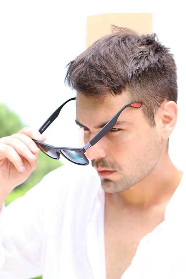 8. Aynalı gözlükler ise yansımaya ihtiyaç duyulan alanlarda tercih edilmeli.