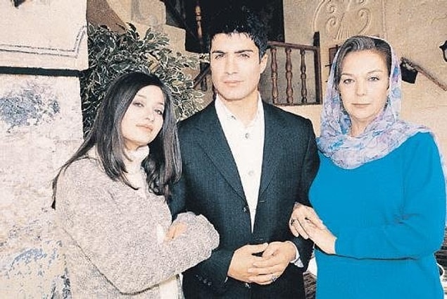3. Sümbül Hanım eşarbı