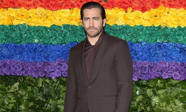 9. Jake Gyllenhaal, Oblivion Song filminin başrolünde yer alacak.