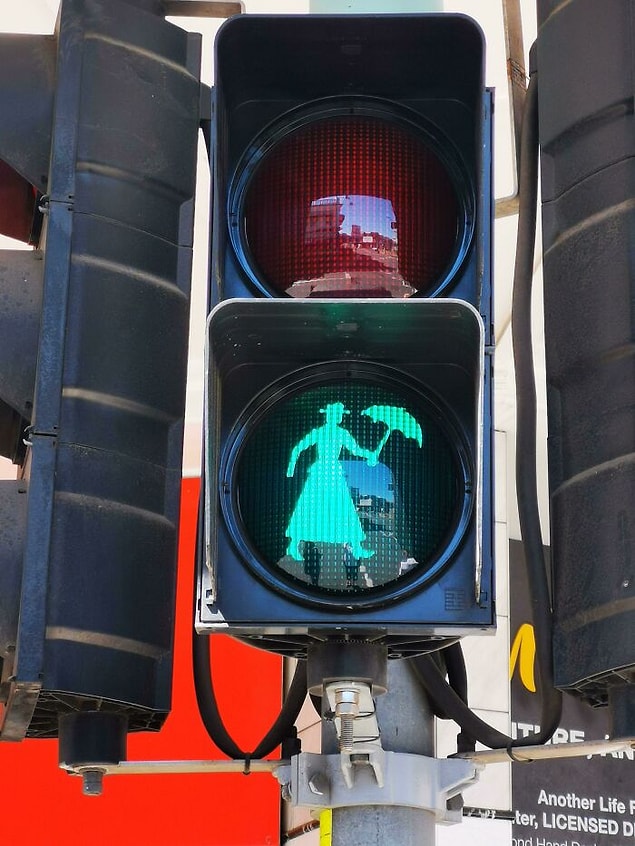 5. Yazar Mary Poppins'in doğum yeri Maryborough, Queensland. Ve trafik ışıklarında Poppins'i görebilirsiniz.