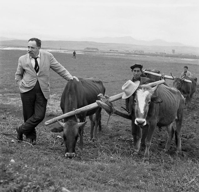 2. Oscar ödüllü Roman yazarı William Saroyan, Muş, 1963.