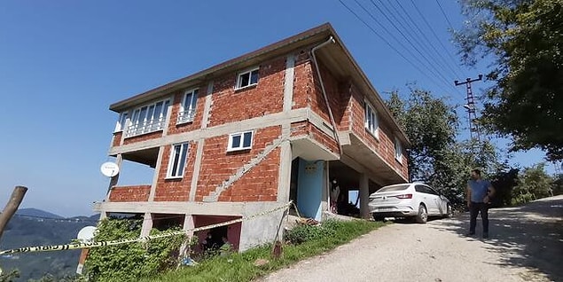 'Annem bana sürekli kötü davranıyor'