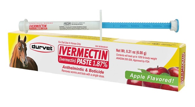 "Ve bu yüzden at ilacı olan Ivermectin'i kullanmaya başladılar! Birbirlerini pet shoplara gitmeye teşvik edip jeli nasıl yiyebilecekleri hakkında iddialar attılar. Bu ilacı stoklamaya başlayan yüzlerce kişi oldu."