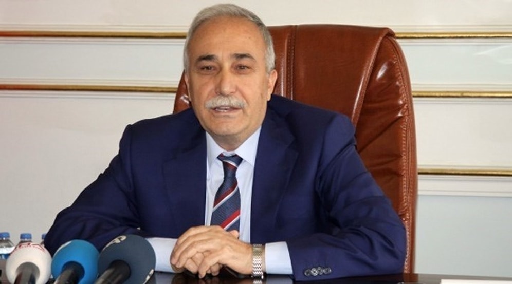 AKP'li Fakıbaba'dan Milli Eğitim Bakanı Özer'e Tepki