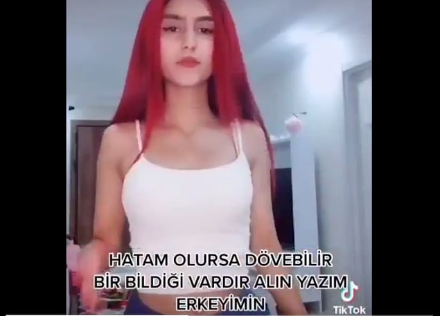 Kadınlar böyle yaparak bu yaftaları umursamadıklarını mı ifade ediyor; yoksa gerçekten kendilerini aşağılamaya mı çalışıyor çözemedik.